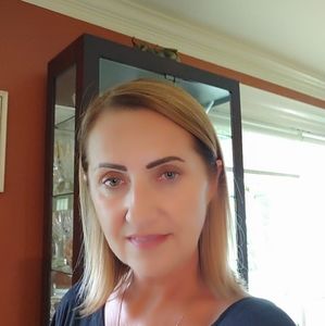 Meet your Posher, As